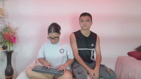 Snapshot of aly_n_sebas chatting on 07.22.26 aly_n_sebas online show from 07.22.26