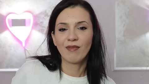 Snapshot of alyarei chatting on 11.09.25 alyarei online show from 11.09.25