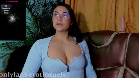 Snapshot of alyceandaxellredhot chatting on 12.22.24 Alyce and Axell online show from 12.22.24