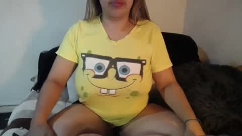 Snapshot of alynfoxx chatting on 02.22.25 Alyn Maria online show from 02.22.25