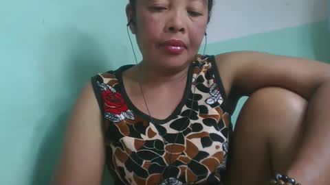 Snapshot of alypierette chatting on 05.22.26 alypierette online show from 05.22.26