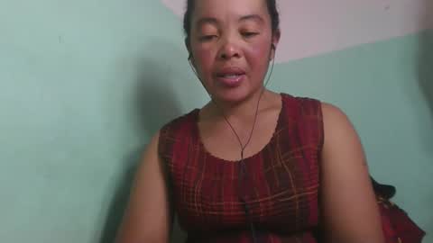 Snapshot of alypierette chatting on 05.25.26 alypierette online show from 05.25.26