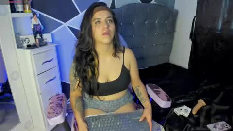 Snapshot of alysa_magic chatting on 06.01.26 alysa magic online show from 06.01.26