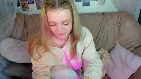 Alysa   7GMT  online show from 05.27.26