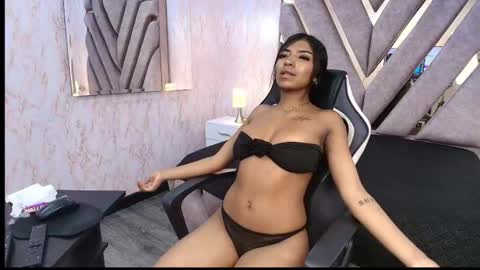 Alyssa  online show from 11.29.25