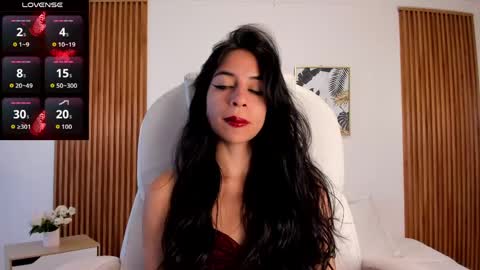 Snapshot of alyssabeauty_ chatting on 05.16.26 alyssabeauty_ online show from 05.16.26