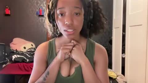 Alyx  online show from 07.13.26