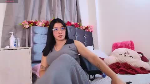 Isabella online show from 07.17.26