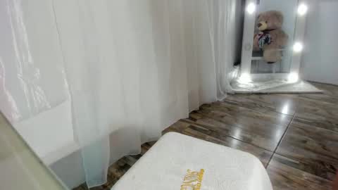 Amada Mia online show from 01.05.25