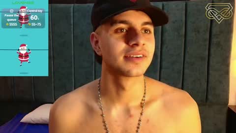 Snapshot of amadeo_wild chatting on 12.27.24 Amadeo Wild online show from 12.27.24