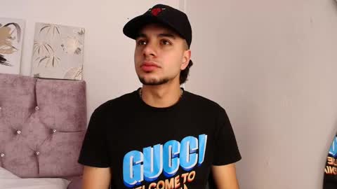 Snapshot of amadeo_wild chatting on 02.02.25 Amadeo Wild online show from 02.02.25