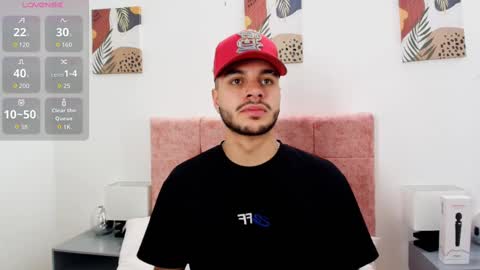 Snapshot of amadeo_wild chatting on 09.24.25 Amadeo Wild online show from 09.24.25