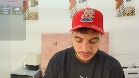 Snapshot of amadeo_wild chatting on 09.29.25 Amadeo Wild online show from 09.29.25