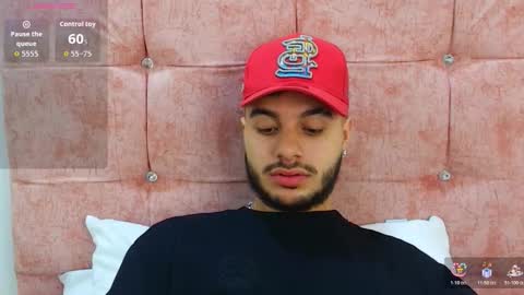 Snapshot of amadeo_wild chatting on 11.14.25 Amadeo Wild online show from 11.14.25