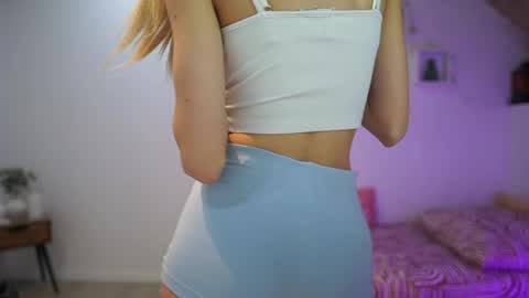 Snapshot of amai__liu chatting on 01.10.26 Amai Liu online show from 01.10.26