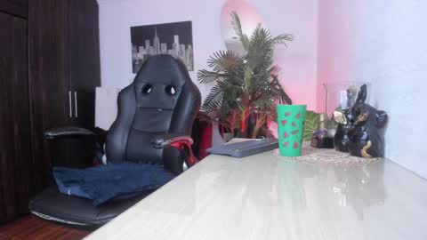 anny online show from 04.28.26