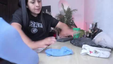 anny online show from 04.28.26