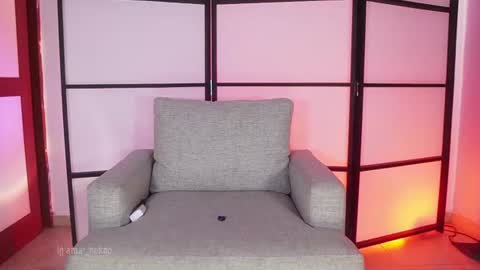 Amai  Sinclair  online show from 08.08.26