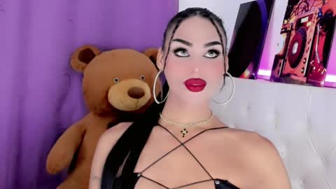 amal_baddel_ online show from 04.23.26