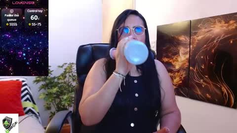 Snapshot of amalia_brunette chatting on 02.28.25 AMALIA online show from 02.28.25