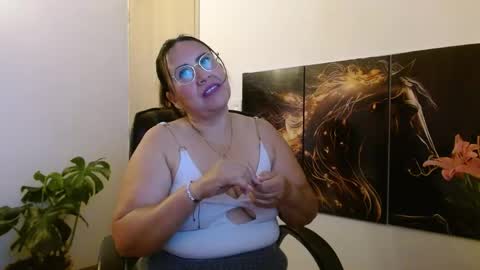 AMALIA online show from 05.04.26