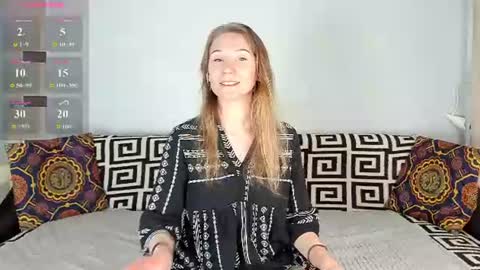 Snapshot of amalia_mio chatting on 06.14.26 Amalia online show from 06.14.26