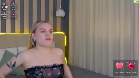 Snapshot of amaliabell chatting on 04.04.26 Amalia online show from 04.04.26