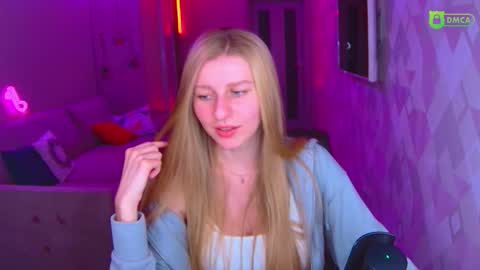 Snapshot of amaliaqueen999 chatting on 01.10.26 Amalia online show from 01.10.26