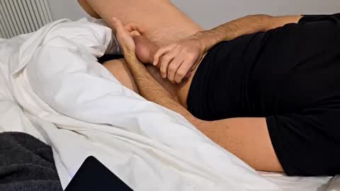 Snapshot of amaliedreams chatting on 11.24.25 Amaliedreams online show from 11.24.25