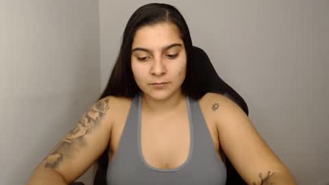 The queen of the biceps  online show from 01.04.25