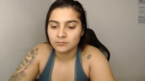 The queen of the biceps  online show from 02.12.25