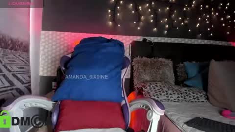 diana        Private is Open online show from 07.04.26