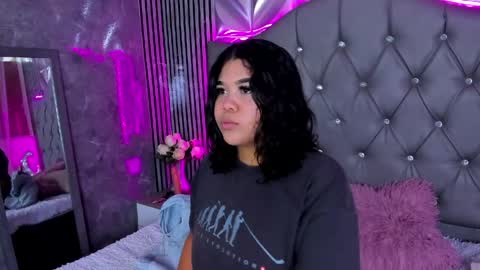 Amanda Moore online show from 05.06.26