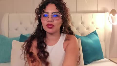 Snapshot of amanda_rios chatting on 05.06.26 Amanda Rios online show from 05.06.26