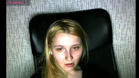 Snapshot of amanda_sherr chatting on 12.30.24 Amanda online show from 12.30.24
