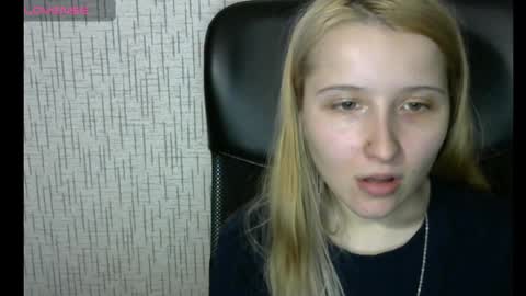 Snapshot of amanda_sherr chatting on 01.16.25 Amanda online show from 01.16.25