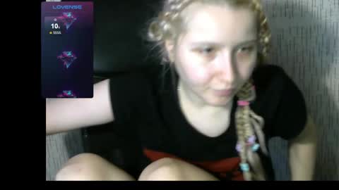 Snapshot of amanda_sherr chatting on 02.19.25 Amanda online show from 02.19.25