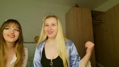 Snapshot of amanda_sherr chatting on 06.17.26 Amanda online show from 06.17.26