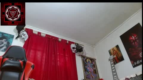 Amanda Valeska online show from 05.18.26