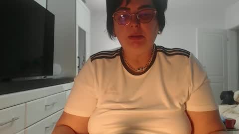 Snapshot of amandamuller1982 chatting on 04.20.26 Anda online show from 04.20.26