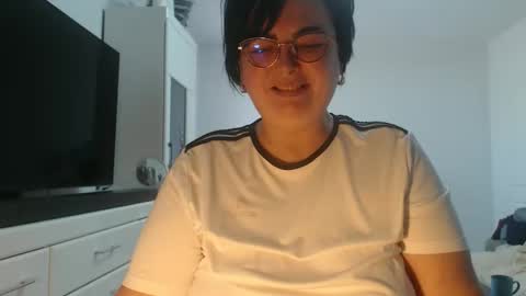 Snapshot of amandamuller1982 chatting on 04.23.26 Anda online show from 04.23.26