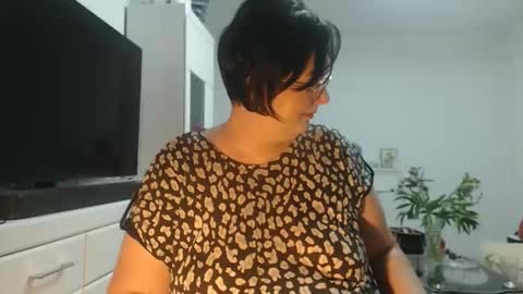 Snapshot of amandamuller1982 chatting on 05.23.26 Anda online show from 05.23.26