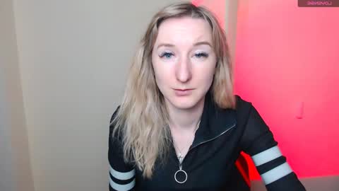 Snapshot of amandasentin chatting on 05.16.26 Amanda online show from 05.16.26