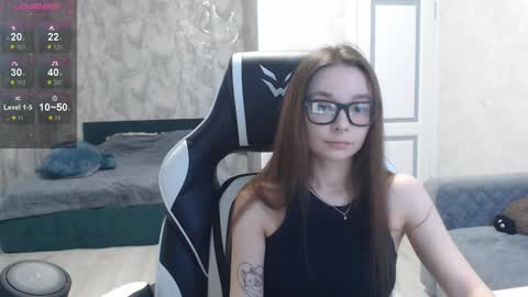 Snapshot of amaneli chatting on 01.23.25 Mila online show from 01.23.25