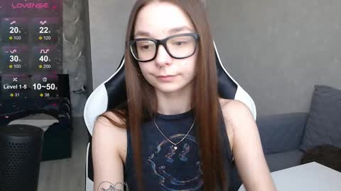 Snapshot of amaneli chatting on 03.06.25 Mila online show from 03.06.25