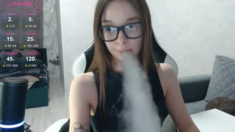 Snapshot of amaneli chatting on 03.06.25 Mila online show from 03.06.25