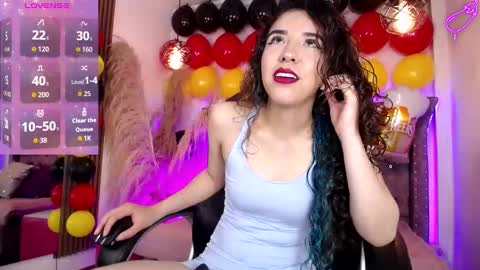 amara_davis1 online show from 09.22.25