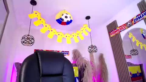 amara_davis1 online show from 06.13.26