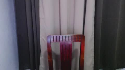 Snapshot of amara_hayami chatting on 10.21.25 amara_hayami online show from 10.21.25