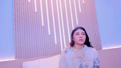 Snapshot of amara_lune chatting on 07.19.26 online show from 07.19.26